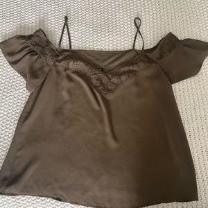 Off the shoulder top. Gently used. Size small brand is express